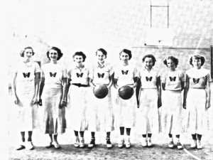 1930's girls basketball 3046